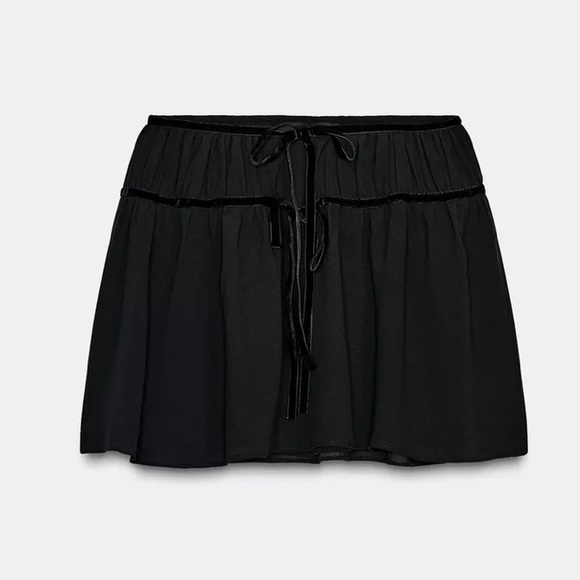 Zara NWT BLACK VELVET BOW GEORGETTE MINI SKIRT - Picture 4 of 9